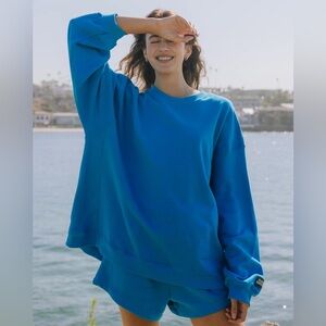 Daily Drills Lake Sweat set size M/L. Great condition.